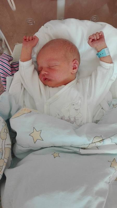 Filip Košátko z Plzně se narodil 24. února 2021 rodičům Mileně a Martinovi. Po příchodu na svět ve FN Lochotín vážil bráška sedmiletého Martínka 3700 gramů a měřil 51 centimetrů.