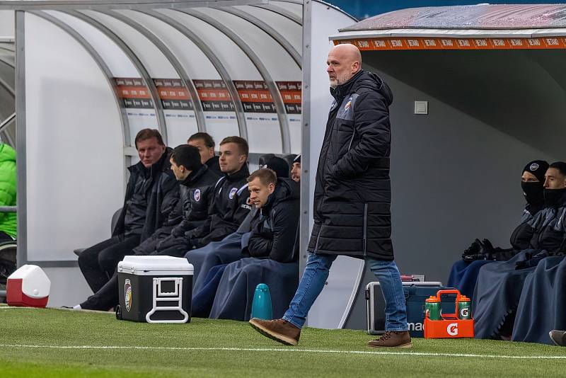 Fotbalisté Viktorie Plzeň podlehli na úvod ligového jara doma nečekaně Hradci Králové 1:2.