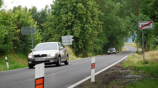 Zrekonstruovaná silnice spojuje Nepomuk, Soběsuky a Neurazy