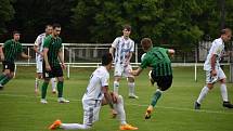 28. kolo I. A třídy: FC Rokycany B (zelení) - Slavoj Mýto B 5:2.