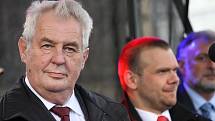 Prezident Miloš Zeman při debatě s občany na náměstí Republiky