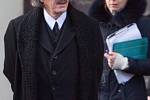 V Plzni natáčel slavný oscarový herec Geoffrey Rush, který v seriálu ztvární geniálního fyzika Alberta Einsteina.