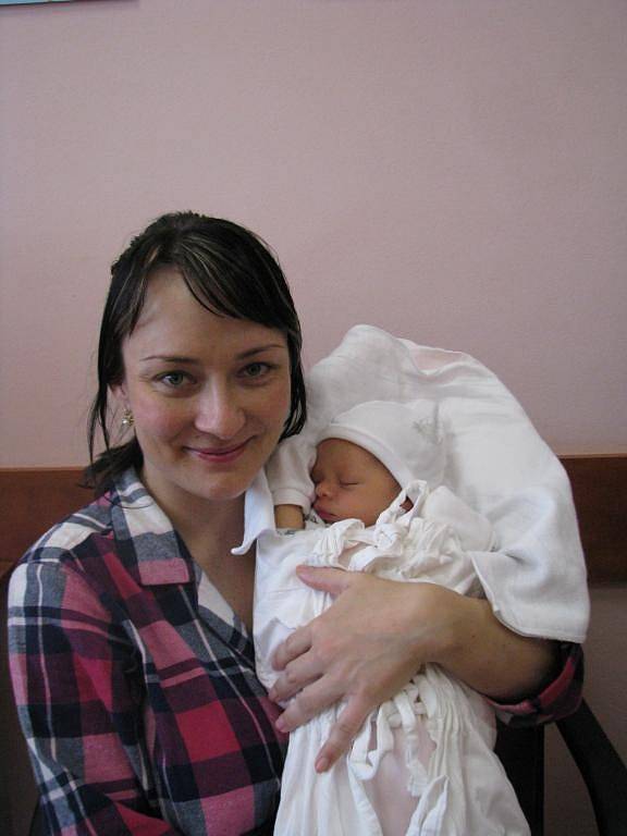 Matěj (3,10 kg, 49 cm) se narodil 6. ledna v 8:48 v plzeňské fakultní nemocnici. Ze svého prvorozeného chlapečka se radují rodiče Tereza a Petr Šimkovi z Plzně