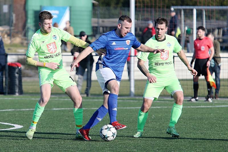 Krajský přebor (18. kolo): TJ Sokol Plzeň-Černice (na snímku fotbalisté v modrých dresech) - FK Tachov 0:3.