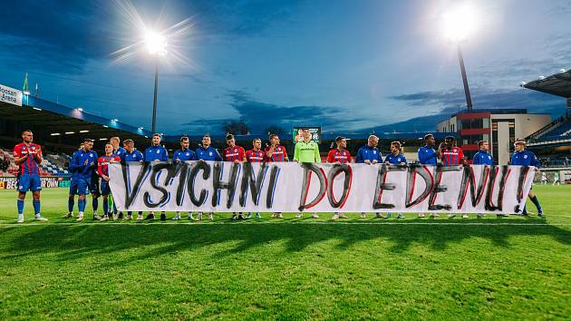 Fotbalisté Viktorie Plzeň mají před sebou náročný týden a spoléhají i na podporu fanoušků.