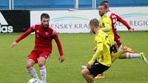 FK Robstav Přeštice (žlutí) vs. SK Petřín Plzeň (červení) 3:1.