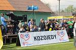 Při utkání IV. třídy severního Plzeňska mezi Sokolem Kozojedy a Vysokou Libyní, který přímým přenosem v rámci projektu Můj fotbal živě vysílala živě České televize, se bavili hráči i diváci. Těch přišlo na hřiště v Kozojedech 1200.