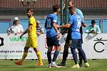 5. kolo FORTUNA ČFL, skupina A: FK ROBSTAV Přeštice (na snímku fotbalisté ve žlutých dresech) - TJ Jiskra Domažlice (modří) 5:1 (2:0).