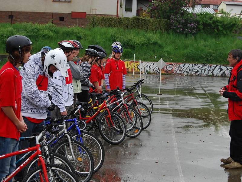 Dopravní soutěž mladých cyklistů ve Vejprnicích