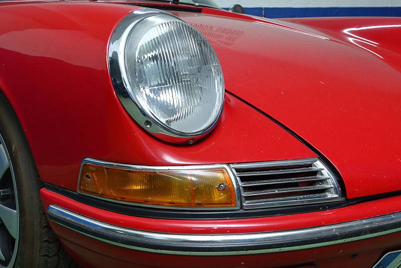 29 - V roce 1965 se představilo Porsche 912 jako základní model a nástupce starších typů.