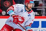 Plzeňský odchovanec Jakub Jeřábek po ukončení angažmá v KHL operuje v defenzivě třineckých Ocelářů.