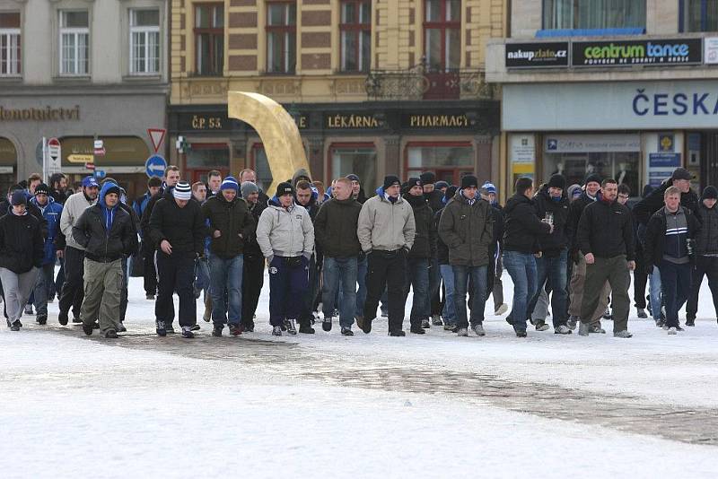 Fanoušci Schalke 04 v Plzni