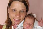 Nicol Krištová z Plzně (2,71 kg/47 cm) tak spěchala na svět, že její tatínek Ervín její porod nestihl. Holčičku porodila Martina Krištová 22. dubna deset minut před pátou hodinou ranní ve FN v Plzni