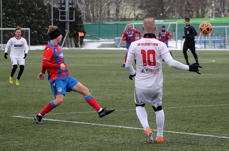 Zimní příprava, 21. ledna 2023: FC Viktoria Plzeň B - SK Klatovy 1898 (fotbalisté v bílých dresech) 7:1 (4:1).