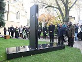 Uložení ostatků Ladislava Sutnara na Ústředním hřbitově v Plzni
