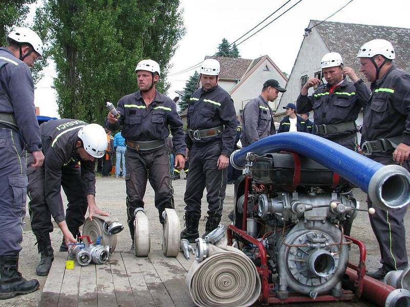 Dobrovolní hasiči z Ledec oslavili 110. výročí založení svého sboru