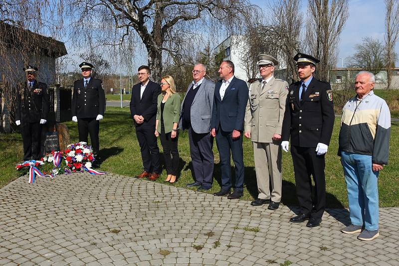 Na Doubravce si připomněli oběti bombardování z konce druhé světové války.