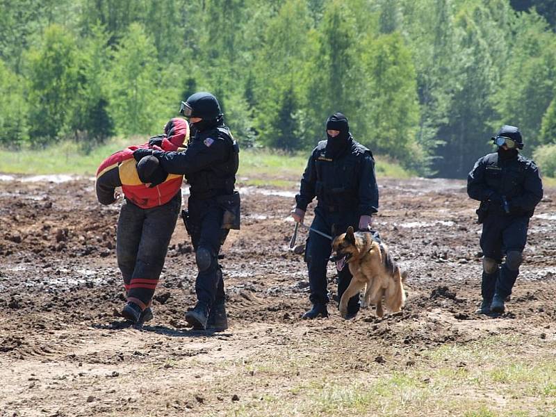 Den pozemního vojska Bahna ve vojenském újezdu Brdy