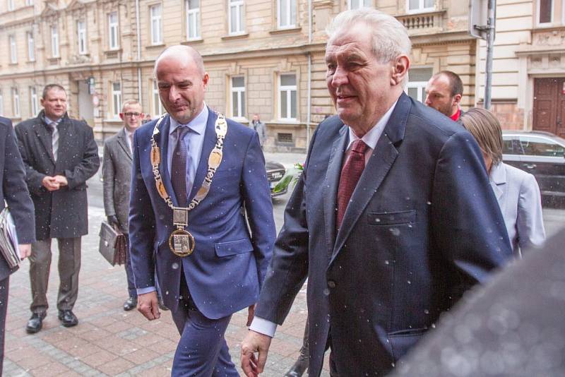 Prezident Miloš Zeman a hejtman Plzeňského kraje Josef Bernard