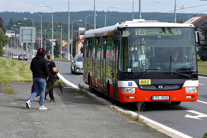 Rekonstrukce tramvajového kolejiště linky č. 1 v Plaské ulici v Plzni.