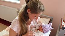 Zora Žižková (3730 g, 51 cm) se narodila 6. srpna v 0:46 v plzeňské FN na Lochotíně. Maminka Petra a tatínek Ondřej z Plzně dopředu věděli, že pětiletá Ela bude mít sestřičku.