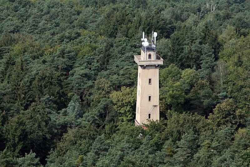 Rozhledna nabízí výhledy na celou Plzeň.