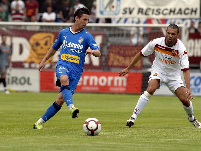 Skvělého výsledku dosáhli v neděli v italském Brunicu fotbalisté Viktorie Plzeň. V přípravném utkání remizovali senzačně 1:1 s AS Řím, jedním z nejlepších a nejslavnějších klubů italské Serie A