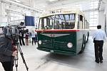 Po desítkách let chátrání a po sedmnáctiměsíční kompletní rekonstrukci obohatil kolekci exponátů plzeňského muzea a vědeckého centra Techmania historický trolejbus 3Tr3.