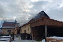 V Železném Újezdu na Plzni jihu došlo k požáru objektu pily