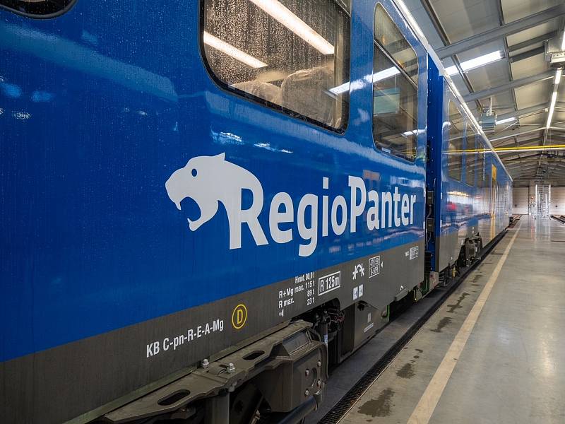 Celkem 79 nových souprav RegioPanter dodá v příštích čtyřech letech plzeňská Škoda Transportation Českým drahám.