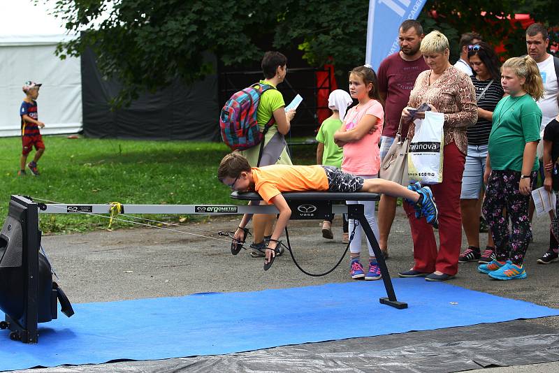 Letní festival sportu Sportmánie Plzeň 2019 - v areálu za OC Plaza si mohou malí i velcí vyzkoušet zdarma nejrůznější druhy sportovních aktivit.