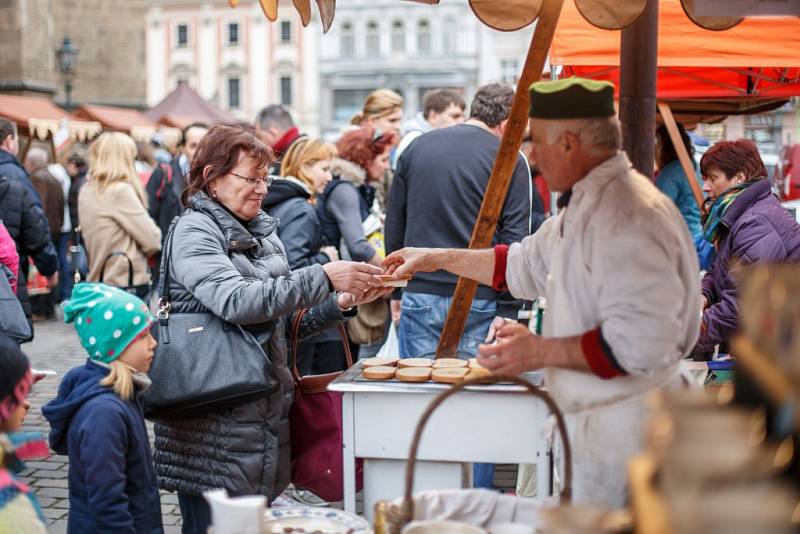 Farmářské trhy v Plzni zahájili již šestou sezónu.