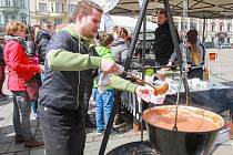 Festival polévky na náměstí Republiky v Plzni