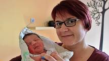 Matyáš Katrušin se narodil 28. března ve 20:06 mamince Alexandře a tatínkovi Zdeňkovi ze Zruče-Sence. Po příchodu na svět v rokycanské porodnici vážil bráška pětiletého Jakuba 3520 gramů a měřil 49 centimetrů.
