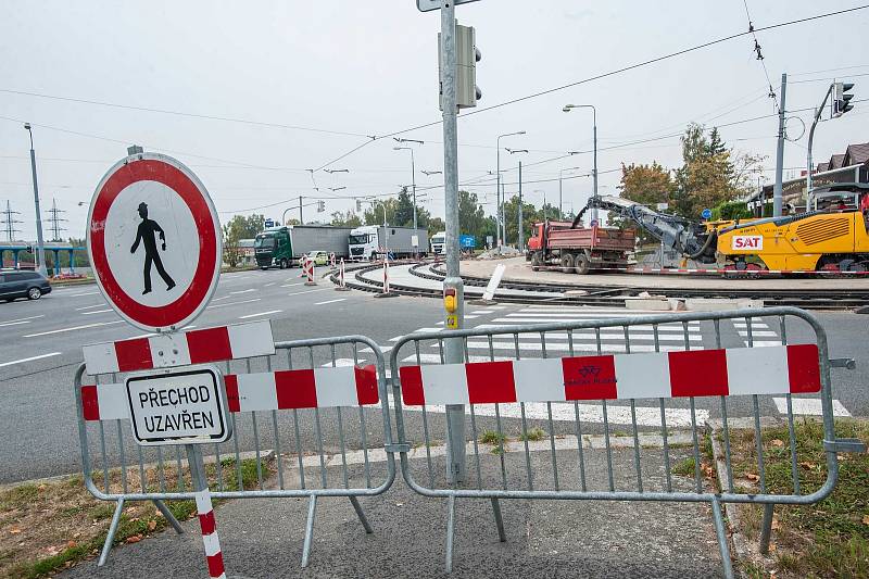 Rekonstrukce tramvajového kolejiště linky č. 1 v Plaské ulici v Plzni.