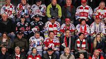 Semifinále play off hokejové extraligy - 5. zápas: HC Oceláři Třinec - HC Škoda Plzeň, 11. dubna 2019 v Třinci. Na snímku fanoušci Třince.