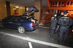 Policie pronásledovala ujíždějící auto z Prahy až do Plzně