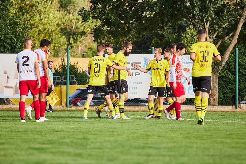 2. kolo KPM: TJ Sokol Lhota (žlutí) - SK Slavia Vejprnice 3:2.