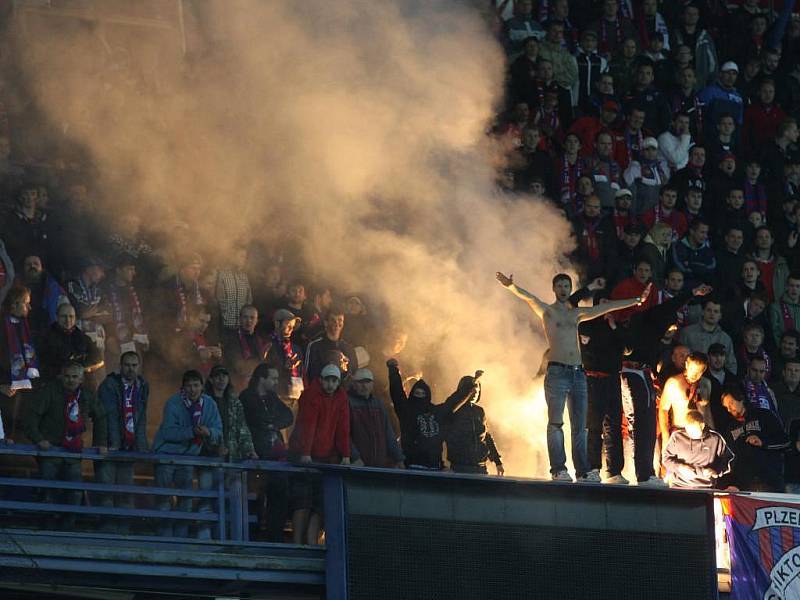 Na pražské Spartě ve finálovém utkání Ondrášovka Cupu porazila Viktoria Plzeň Jablonec a odvezla si domu pohár