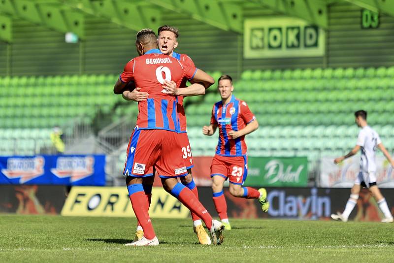 Fotbalisté Viktorie Plzeň ztratili v lize bod remízou v Karviné