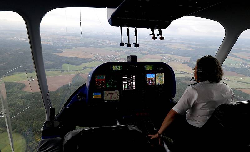 Z letu vzducholodi Zeppelin z Prahy do Plzně.