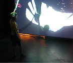 Pohrát si se světelnými efekty mohou v areálu DEPO2015 v Plzni návštěvníci nového digitálního hřiště Blik Blik. Do 23. srpna nabízí čtrnáct atrakcí od domácích i zahraničních umělců.