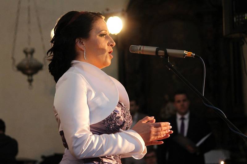 Benefiční koncert Andílci pro Hájek v kostele Nanebevzetí Panny Marie v Plasích