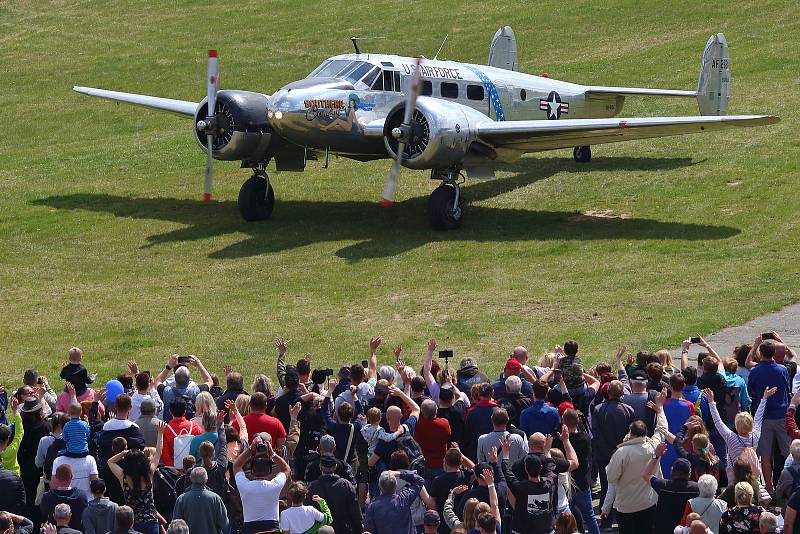 Beechcraft C-45 - letadlo z roku 1942 v barvách US Air Force - Den ve vzduchu Plasy 2022