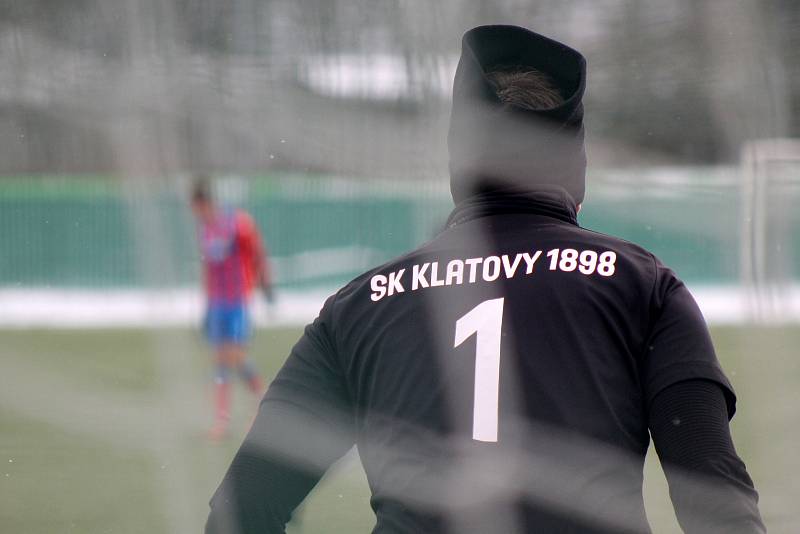 Zimní příprava, 21. ledna 2023: FC Viktoria Plzeň B - SK Klatovy 1898 (fotbalisté v bílých dresech) 7:1 (4:1).