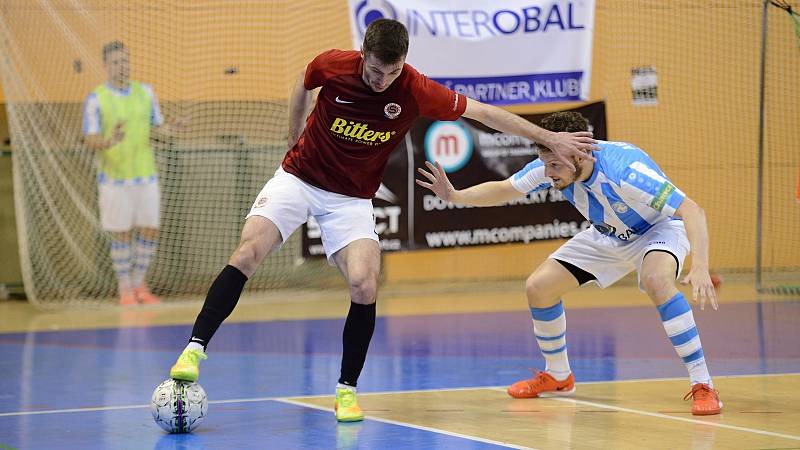 Pátý zápas semifinále play off VARTA futsal ligy mezi Interobalem Plzeň a Spartou Praha.