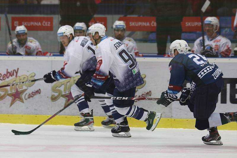 Kladno (v bílém) hostilo v hokejové extralize Plzeň.