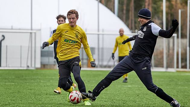 Zimní příprava: SSC Bolevec (černí) - TJ Sokol Lhota 1:2.