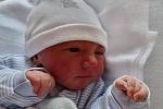 Jakub Sutnar se narodil 20. listopadu ve 13:22 mamince Anetě a tatínkovi Jakubovi ze Starého Plzence. Po příchodu na svět v plzeňské FN vážil jejich prvorozený syn 2900 gramů a měřil 49 cm.