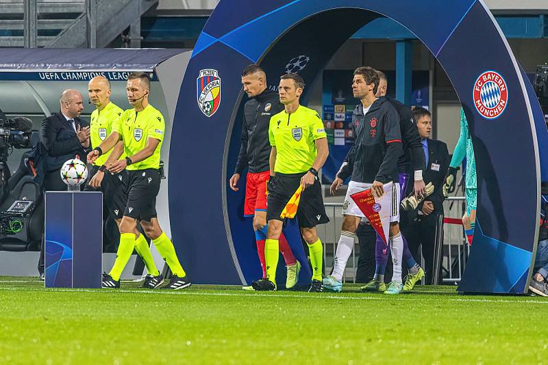 Fotbalisté Viktorie Plzeň podlehli v dalším utkání Ligy mistrů na domácím hřišti Bayernu Mnichov 2:4.